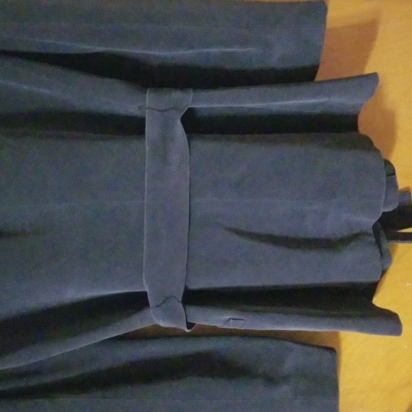 Liz Claiborne Navy Silk Blazer Size 4: A - Picture 7 of 8